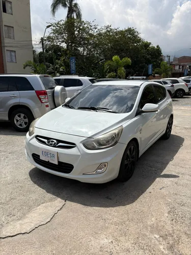 HYUNDAI ACCENT GL i25
