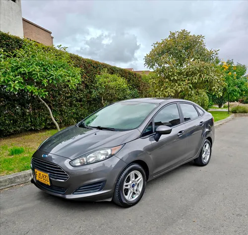 FORD FIESTA SE MECANICO 2019