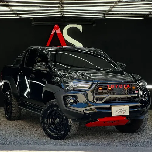 Toyota Hilux Bodykit GR 2023 2.4