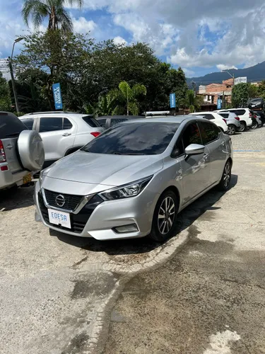 NISSAN VERSA ADVANCED MT DUENO