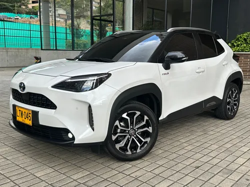 TOYOTA YARIS CROSS XLS 1.5 HYBRIDO