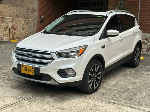 Ford Escape 2017 Titanium 4x4 AWD 