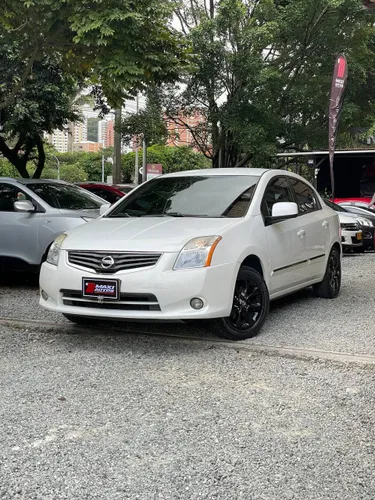 NISSAN SENTRA 2.0 2013 MECANICO