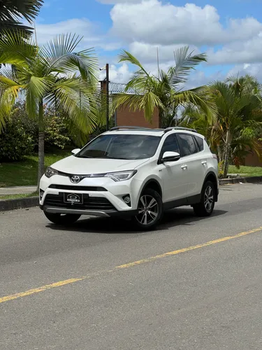 Toyota RAV4 Street 2018
