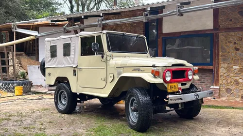 Toyota Land Cruiser FJ43 1972