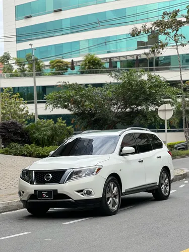 Nissan Pathfinder Exclusive 3.5cc 7psj 