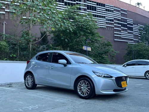 Mazda 2 Grand Touring LX 2021 Pintura 100 original certificado por Automas