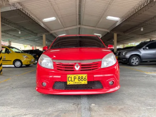 Renault sandero gt 2011