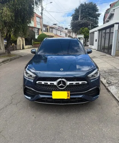 Mercedes Benz GLA 200 AMG line 2023