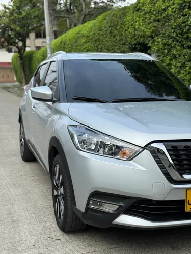 Nissan kicks advance automtica 