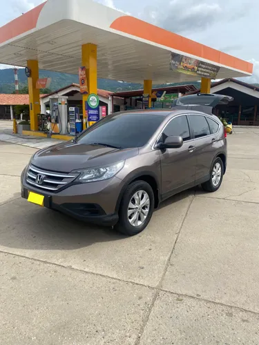 Honda CR-V. Version LX. 2014