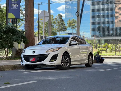 MAZDA 3 ALL NEW 2011