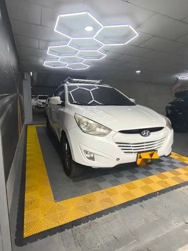 Hyundai Tucson X35 2013
