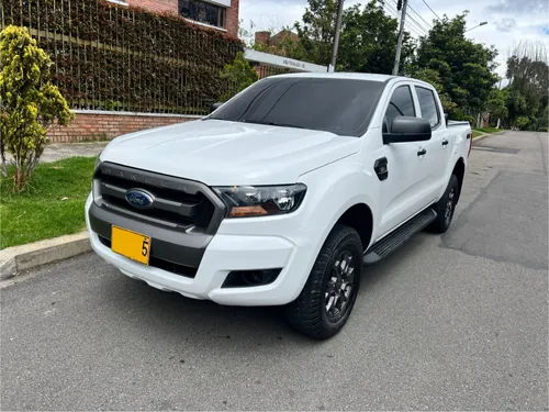 Ford Ranger 4x4 Mt 3.2 Diesel Aa Abs Fe Modelo 2022
