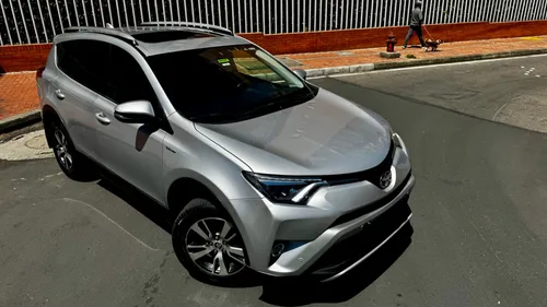 TOYOTA RAV4 2.5 STREET 2017 