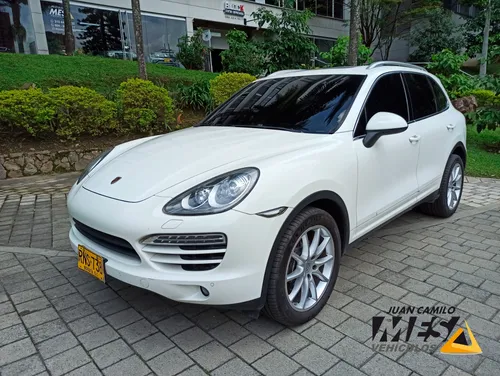 PORSCHE CAYENNE 3.0 COMFORT 2012 AUTOMATICO 4X4