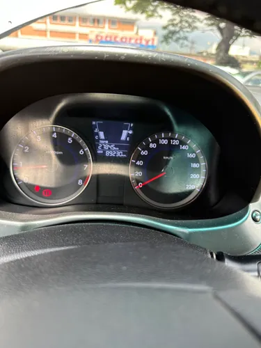 Hyundai i25