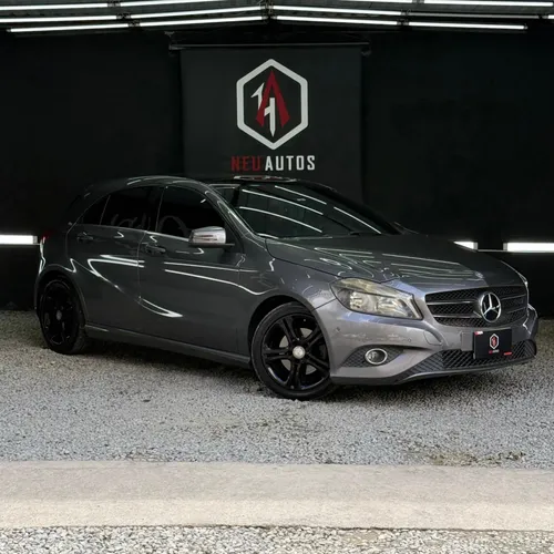 MERCEDES BENZ A200 2013 