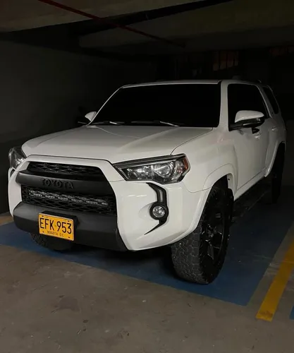 Toyota 4Runner SR5 FI 4x4 2018