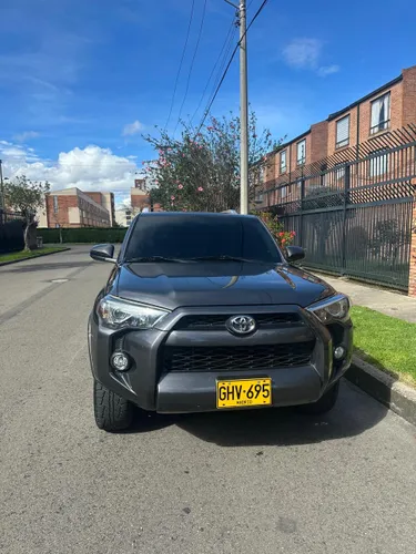 Toyota 4runner 4.0 SR5 FI 4x4 2020 