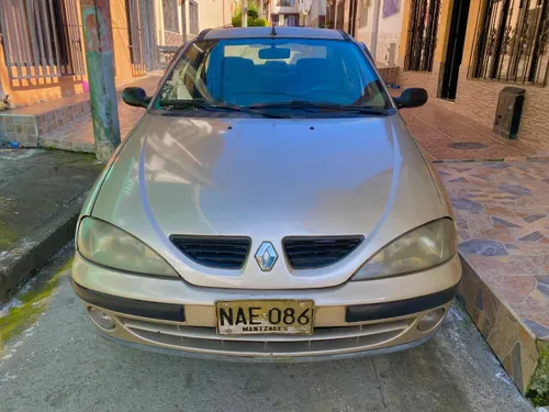 Renault Megane modelo 2002