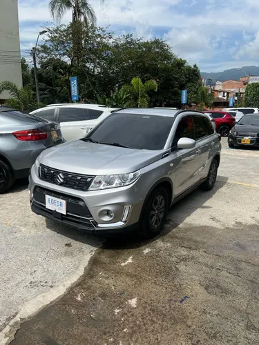 SUZUKI VITARA LIVE 4X2