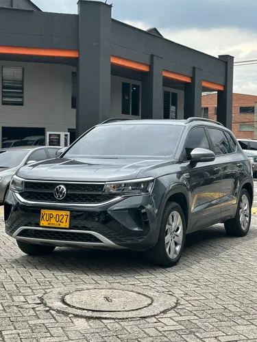 Volkswagen Taos Comfortline 2022 AT