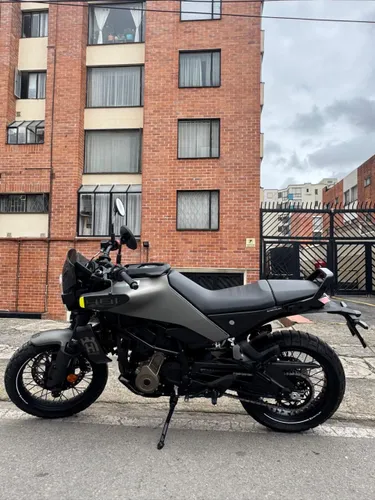 Husqvarna Svartpilen 401