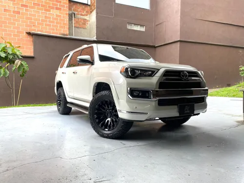 TOYOTA 4Runner 4.0