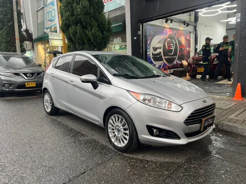 Ford fiesta titanium