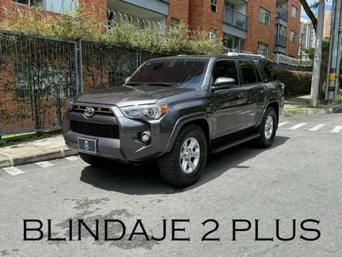 TOYOTA 4RUNNER SR5 4.0 2022 37.000KMS BLINDAJE 2 PLUS