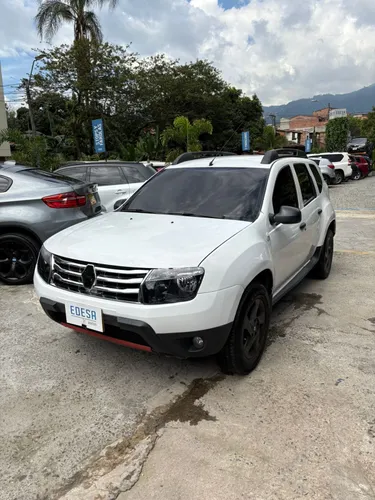 RENAULT DUSTER DYNAMIQUE MT 4X4