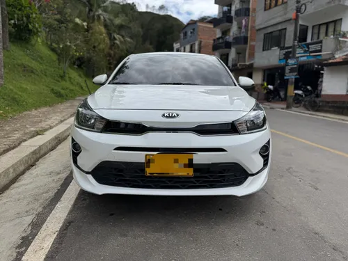 Kia Rio Vibrant Automatico