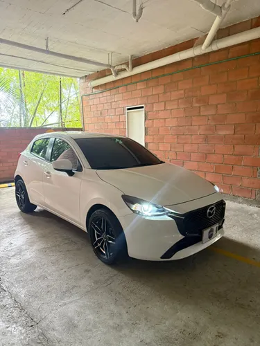 Mazda 2 Grand Touring 