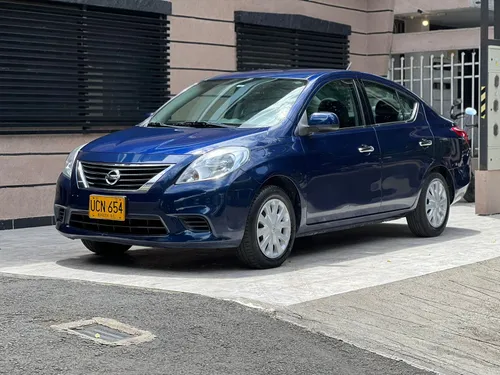 NISSAN VERSA SENSE 2015
