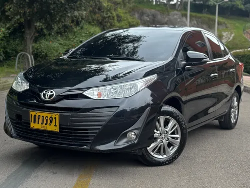 Toyota Yaris XL 