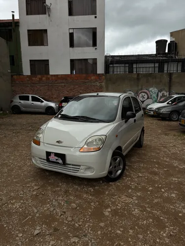 Chevrolet Spark modelo 2011 