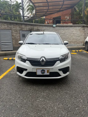 Renault Logan life 2021