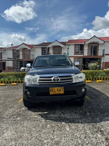 Toyota fortuner 