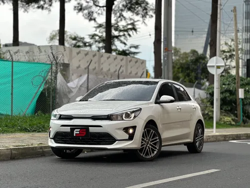 KIA RIO ZENITH HB 2023