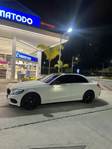 Mercedes Benz C250 AMG lujoso 