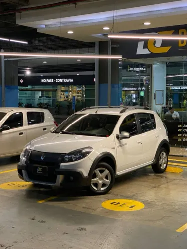 Renault Sandero Stepway DYNAMIQUE INTENS 2015