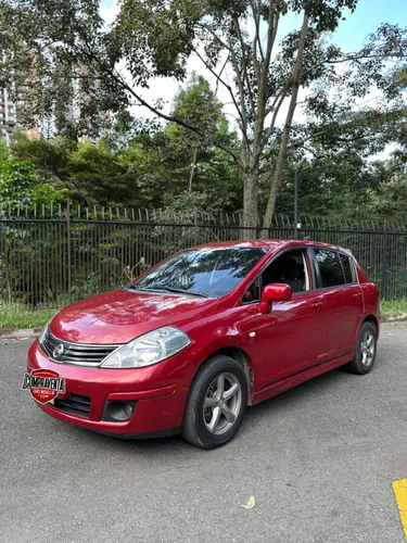 Nissan Tiida 2013