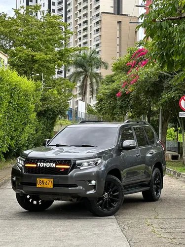 Toyota Prado txl 2015 diesel BLINDAJE 2 plus 