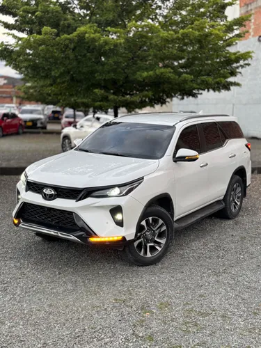 TOYOTA FORTUNER SRV DIESEL