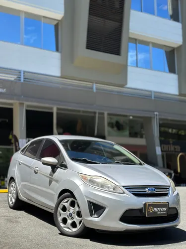 FORD FIESTA SE