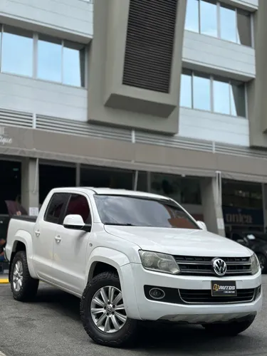 VOLKSWAGEN AMAROK HIGHLINE 