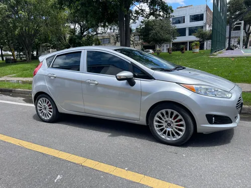 Ford fiesta titanium 