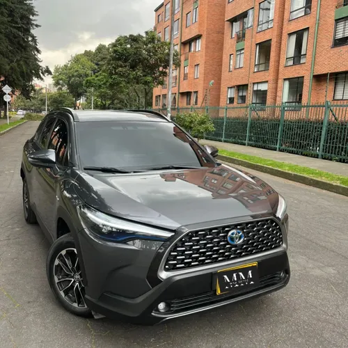 Toyota Corolla Cross XEI  2024 