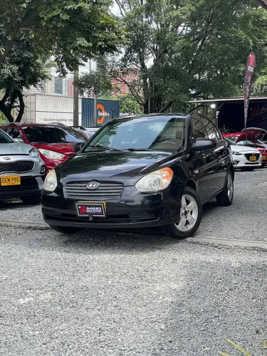 HYUNDAI ACCENT GLS VISION 2010 MT 1.400L NEGRO 184.000KMS